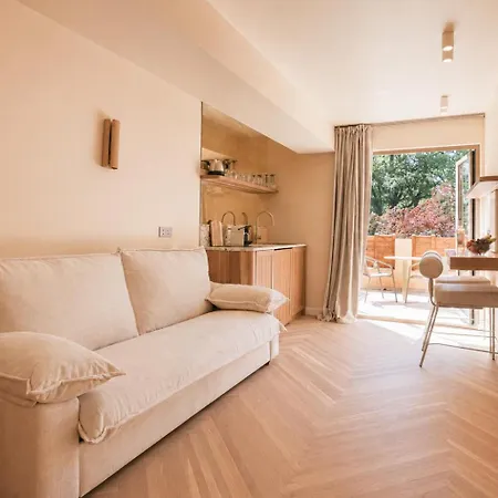 Ξενοδοχείο με διαμερίσματα Casa Liana