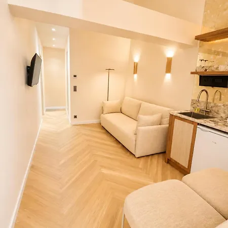 Casa Liana Apartahotel 4*